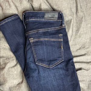 Express mid rise skinny jeans